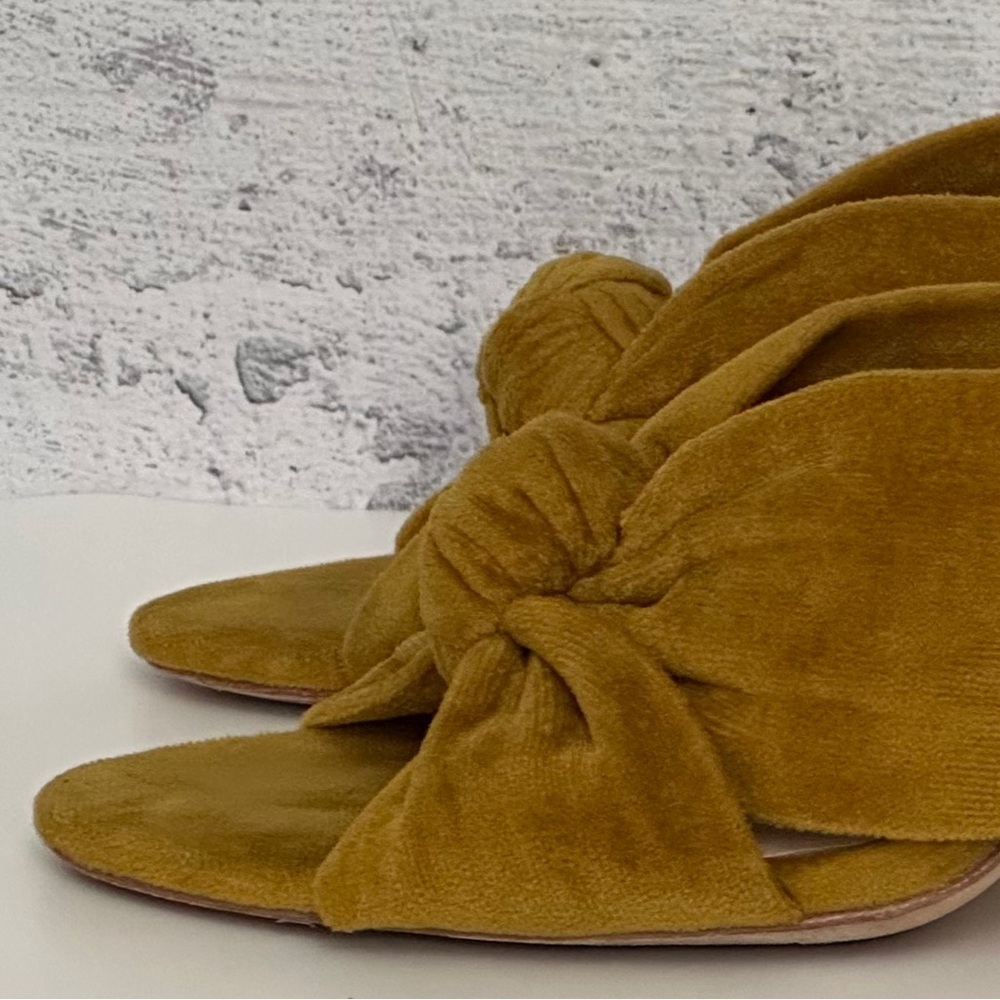 LOEFFLER RANDALL Velvet Coco Mule - Yellow Gold - Picture 2 of 9